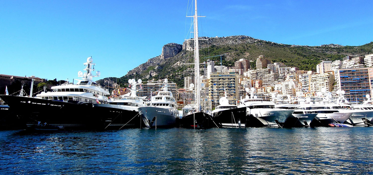 Fraser and the team of luxury yacht brokers makes the company the world's leading superyacht brokerage
